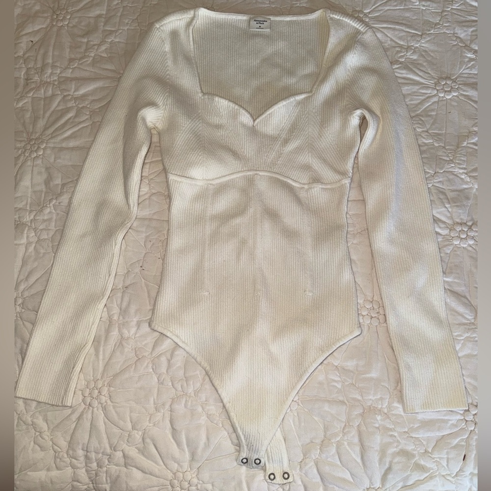 Abercrombie & Fitch White Ribbed Knit
Bodysuit Sweater